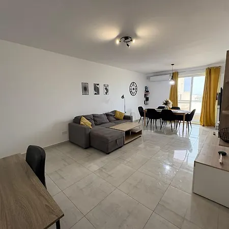 Modern One Bedroom Zurrieq